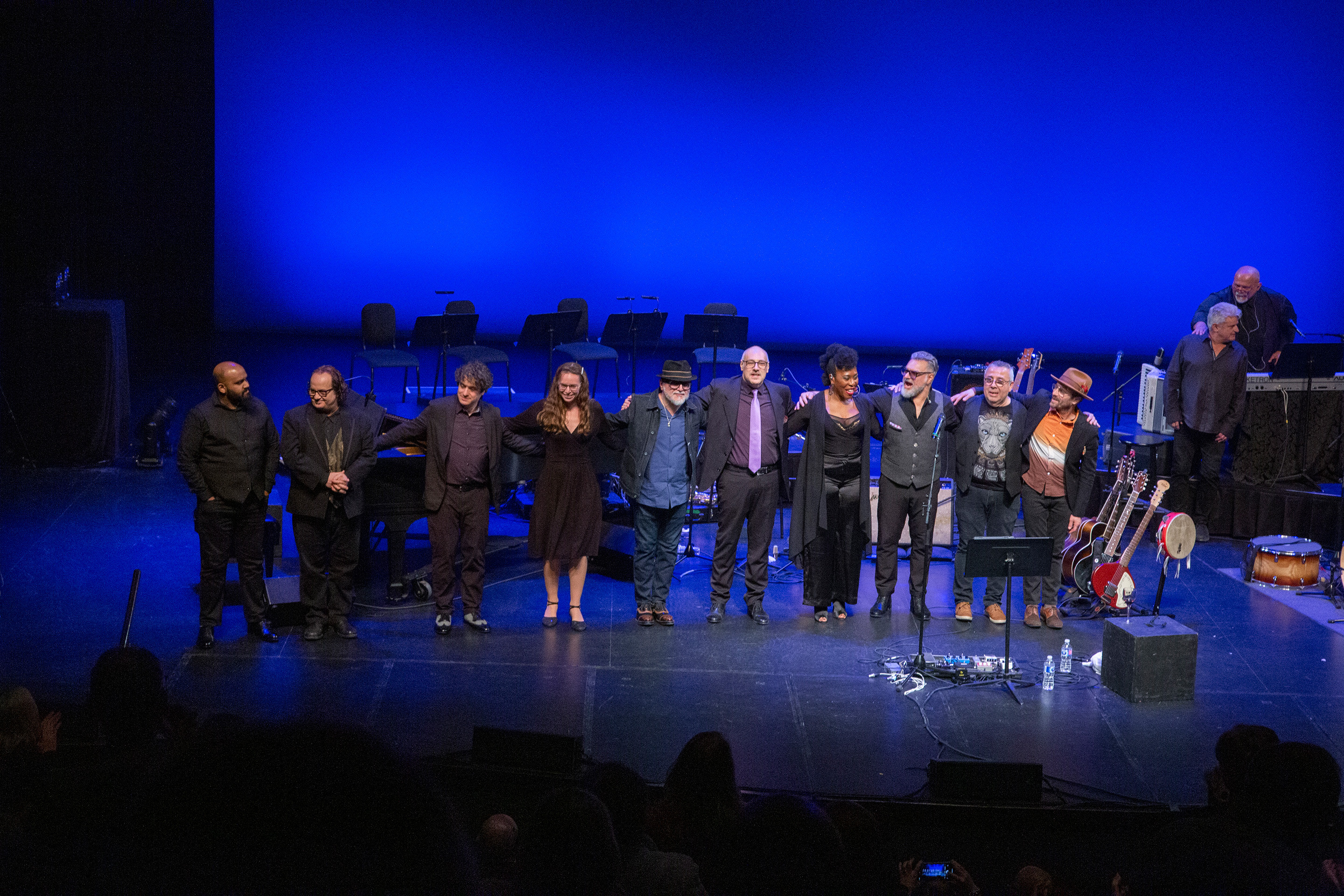 The cast takes its final  final bow.