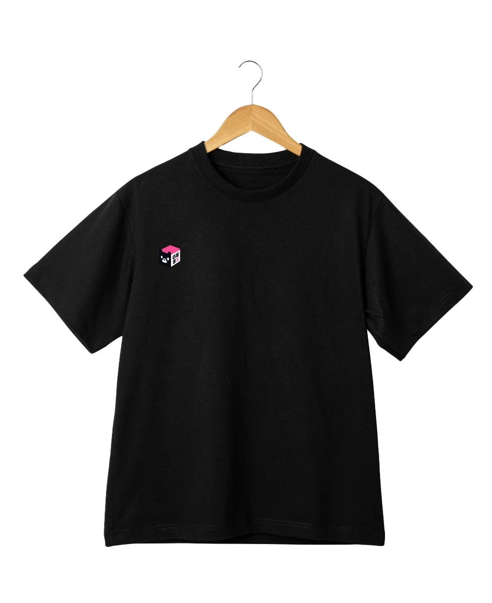 tshirt mockup (front)