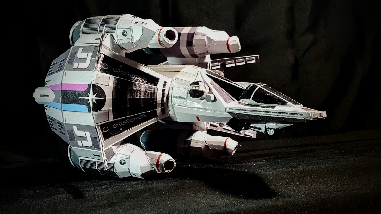 The Last Starfighter Gunstar Paper Card Model. Build by Dale Jackson. Designed by ThunderChild. https://www.zealotmodels.com/