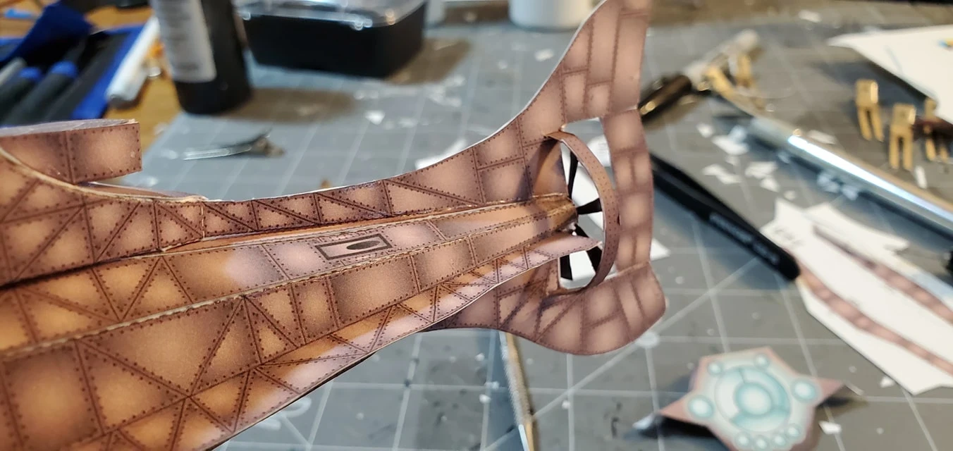 20,0000 Leagues Under the Sea - Nautilus Paper Card Model. Build by Dale Jackson. Designed by Kevin Kittle. Free Model at: https://www.disneyexperience.com/activities/models/20klus_model.php?