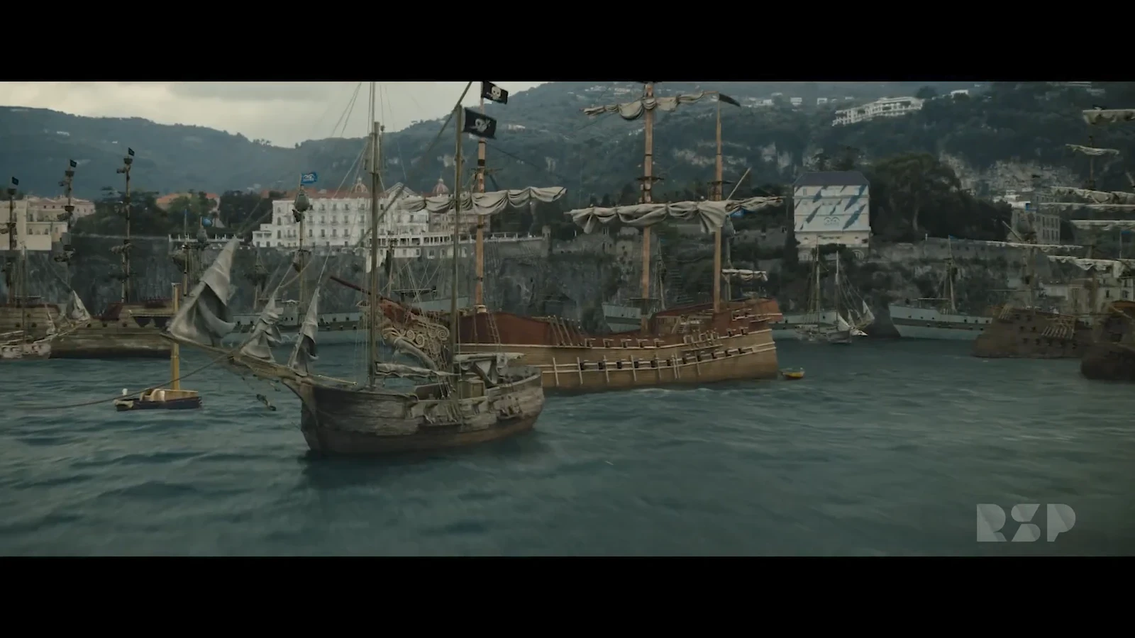 responsible for middle 2 ships