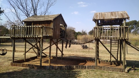 Old Tree_house References