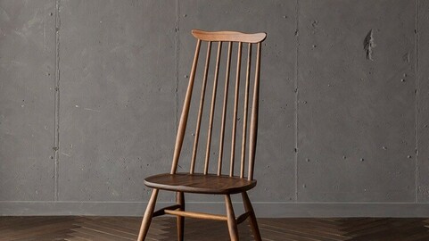 Courbo Walnut Wood Chair 03