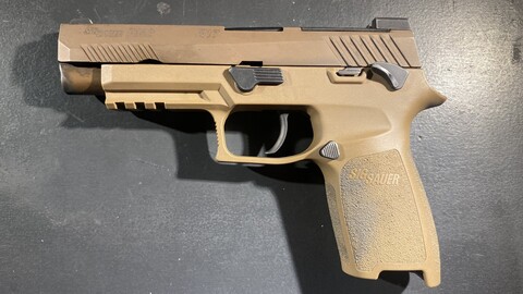 Sig Sauer M17 Reference Pack