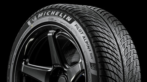 MICHELIN Pilot® Alpin 5 SUV • 275/45 R21 (113V) XL (Real World Details)