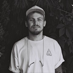 ArtStation profile picture for @mayke