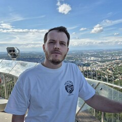 Vladyslav  Lusnikov